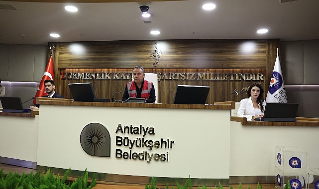 Antalya Büyükşehir Belediye Meclisi yeni dönemin ilk toplantısını yaptı