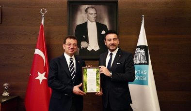 Ekrem İmamoğlu, Beşiktaş Belediye Başkanı Rıza Akpolat’a tebrik ziyaretinde bulundu