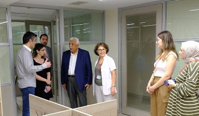 Dünya Psikiyatri Birliği Başkanlarından Dr. Afzal Javed: “Türkiye’de psikiyatrinin trend belirleyicisi sizsiniz”