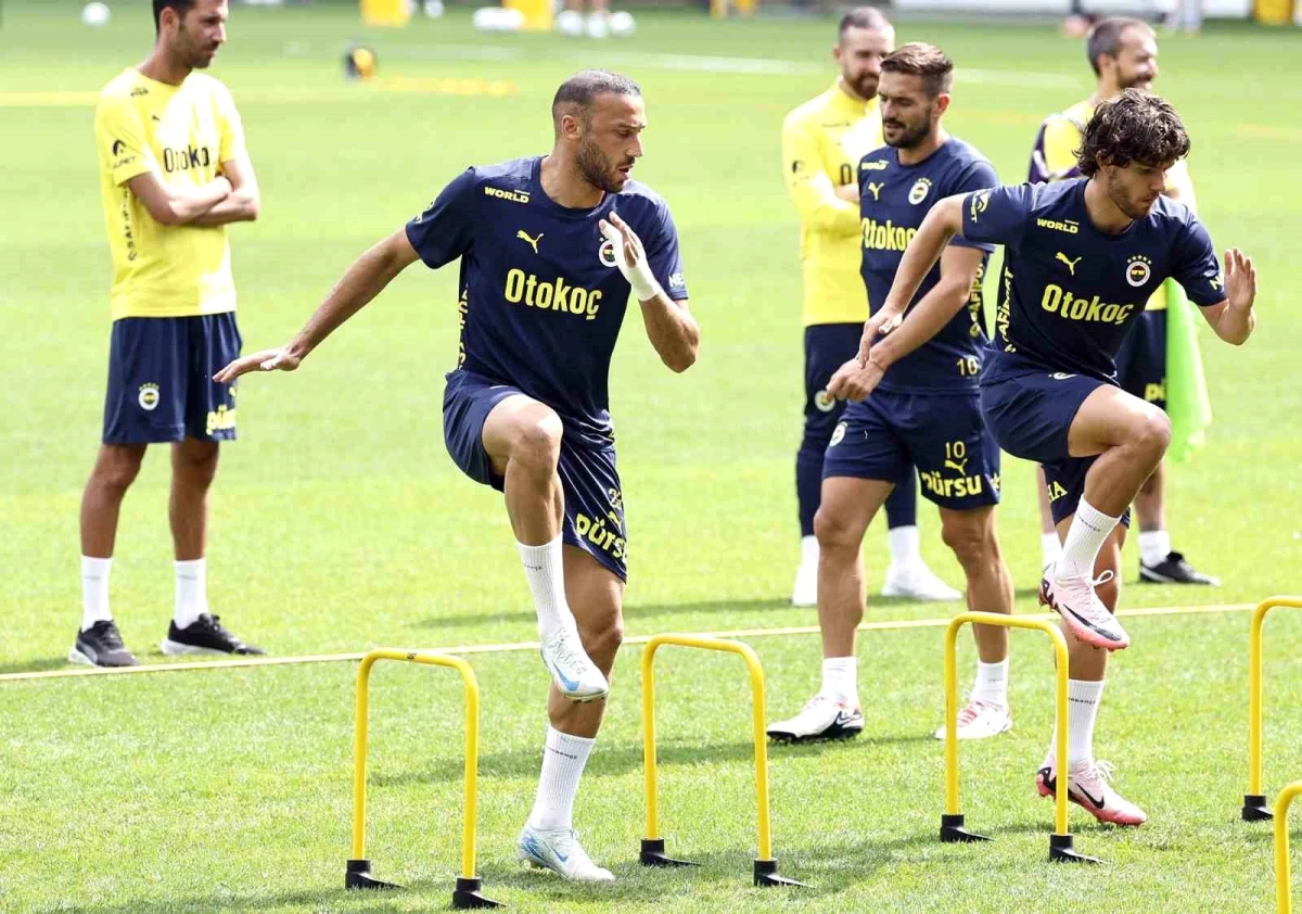 Fenerbahçe, Çaykur Rizespor maçı için antrenman yaptı