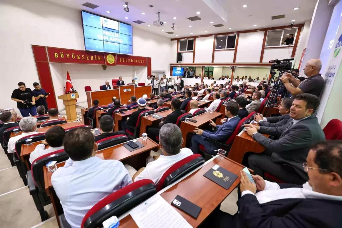 Sakarya Büyükşehir Belediye Başkanı Sakaryaspor’a Destek Verdi